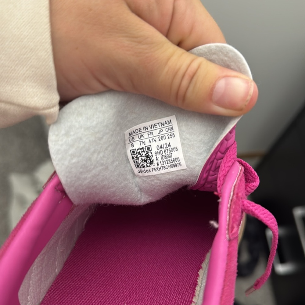 Shoes - Picture 8 of 8